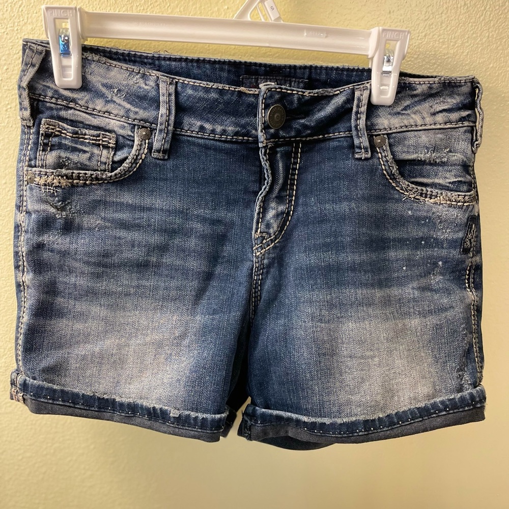 NWOT Silver Elyse shorts